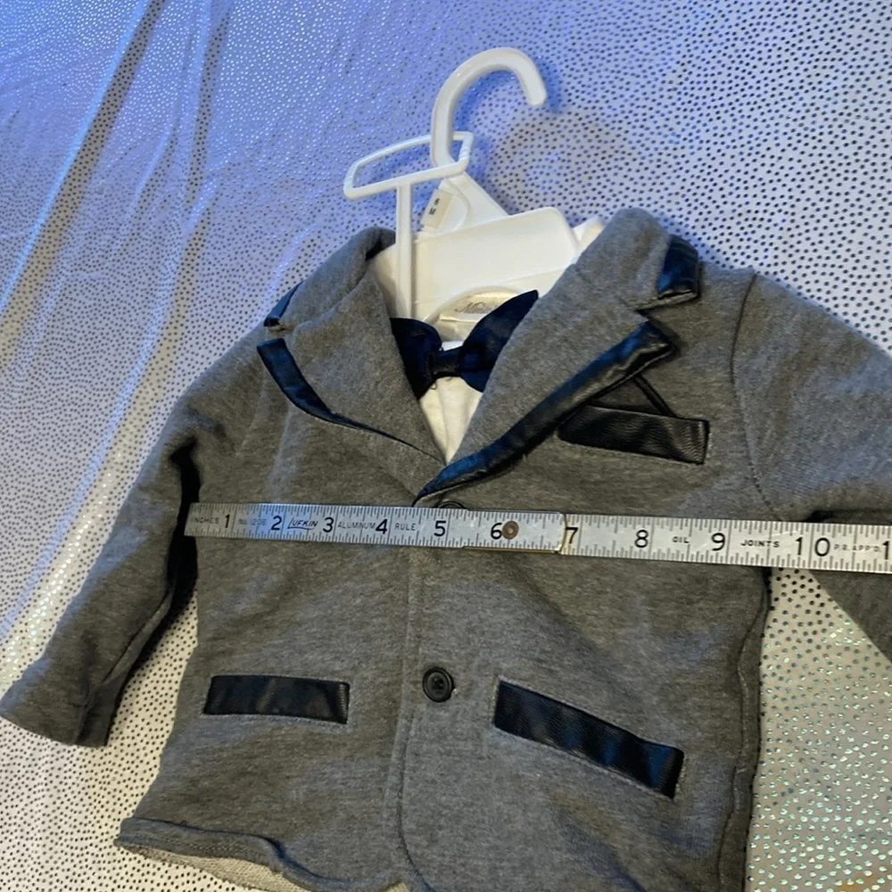 Miniclasix boys t shirt and vest size 3 months 0-12 lbs  new without tag